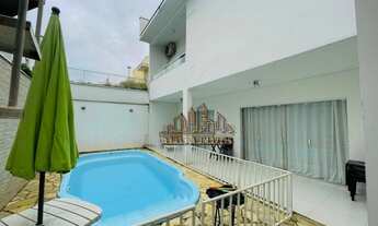 Imagem: Casa à venda de alto padrão- Condomínio