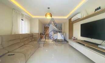 Imagem: Casa à venda em condomínio de alto padrão