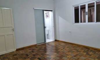 Imagem 3: Casa com 4 dormitórios para alugar por R$ 3.502/mês - Fanny - Curitiba/PR