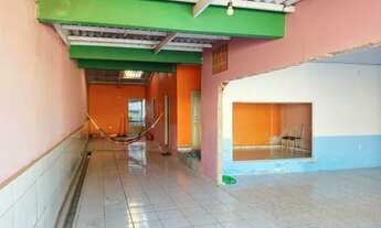 Imagem 2: Casa com ponto COMERCIAL NA FRENTE