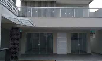 Imagem 4: Casa de condomínio para aluguel possui 370 metros quadrados com 3 quartos