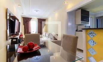 Imagem 2: Apartamento para Aluguel - Conjunto Residencial Jose Bonifacio, 2 Quartos, 56 m2