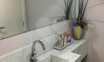 Imagem 7: Sobrado no Bairro de Vila Albertina