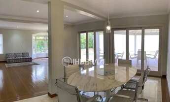 Imagem 4: Alphaville 05 - Casa com 3 suítes à venda por R$ R$ 2.900.000, e locação R$ 13.800