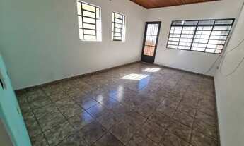 Imagem 4: Alugo casa térrea com 4 cômodos e 1 vaga de garagem independente