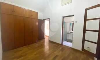 Imagem 7: Casa em condomínio 330m² em Alphaville - Locação e Venda