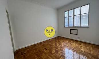 Imagem 4: Sala e Quarto colado ao metrô Saens Pena