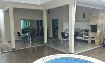 Imagem 4: Belíssimo Sobrado no Karaiba - Ampla - Com móveis Planejados - Piscina - Òtima Localização