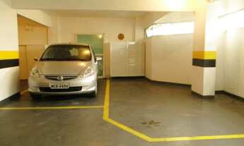 Imagem 2: 1 por andar. 2 garagens