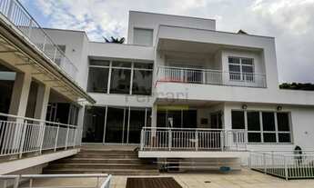 Imagem 4: Espetacular sobrado em rua super tranquila e arborizada