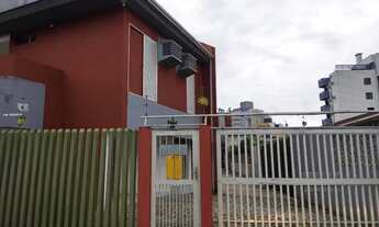 Imagem 2: Casa de Praia para Locação em Guaratuba, CENTRO, 3 dormitórios, 1 suíte, 3 banheiros, 1 va