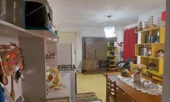 Imagem 6: Apartamento de 2 dormitórios semimobiliado no bairro Glória