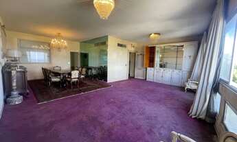 Imagem 2: Apartamento para venda com 198 metros quadrados com 4 quartos em Copacabana - Rio de Janei