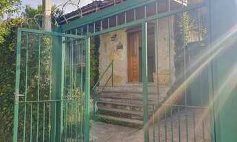 Imagem: Casa de 02 dormitórios, com vaga de garagem