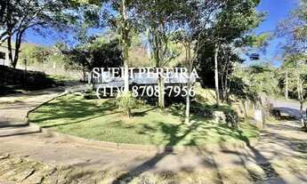 Imagem 5: Casa de condomínio para venda possui 478 metros quadrados com 4 quartos