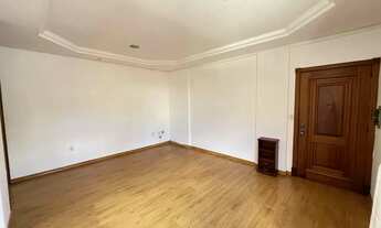 Imagem 4: Apartamento de 2 quartos, suite e 1 vaga de garagem no bairro Menino Deus em POA