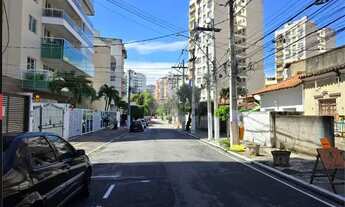 Imagem 3: Imóvel para venda possui 65 metros quadrados com 2 quartos em Santa Rosa - Niterói - RJ