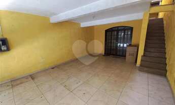 Imagem: Sobrado com 2 quartos à venda ou para locação