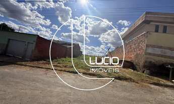 Imagem: Lote no bairro Residencial Paris. Anápolis-GO