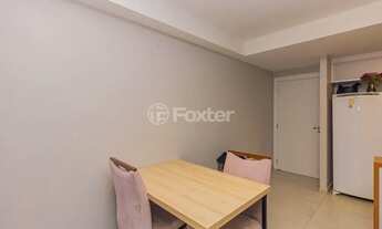 Imagem 7: Apartamento semimobiliado, com 2 quartos, sendo 1 suíte, 1 vaga de estacionamento