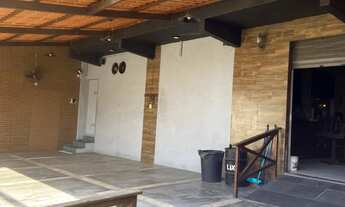 Imagem 2: Prédio Comercial contendo 3 imóveis ( OPORTUNIDADE