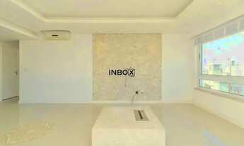 Imagem 4: Apartamento semi-mobiliado, 2 quartos, sendo 1 suíte, torre única, lareira, churrasqueira