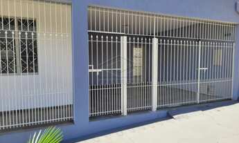 Imagem 2: CASA COM EDICULA PROXIMO AO CENTRO