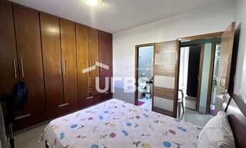 Imagem 5: Casa Exclusiva de 4 Quartos no Jardim Ana Lúcia