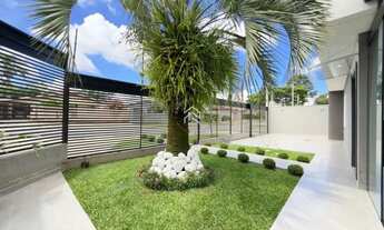 Imagem 2: Sobrado de Frente para Rua com 3 Suítes e 165m² Bairro Xaxim