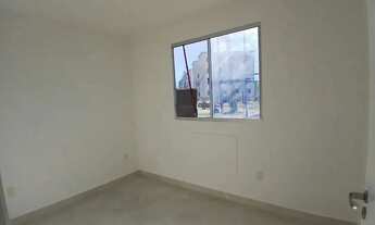 Imagem 2: Excelente 2/4 no Condomínio Mar Azul em Plataforma, com área de serviço, perto de tudo