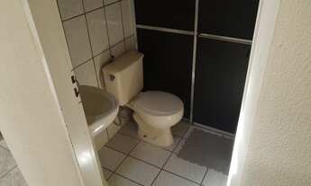 Imagem 6: Bela casa no jardim Urupês