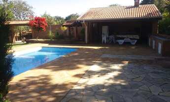 Imagem: Chácara à Venda em Condomínio Fechado