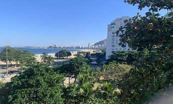 Imagem 2: Metrô próximo. Praia. Portaria 24h. Apartamento com garagem, 3 quartos (1 suíte) à venda