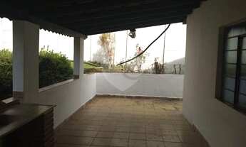 Imagem 3: Linda chácara com Casa avarandada em condomínio fechado