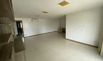 Imagem 6: Apartamento com 4 suítes, todas com split e armários na Av. Magalhães Barata - Bairro São