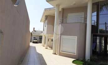 Imagem 7: SOBRADO SEMI-MOBILIADO