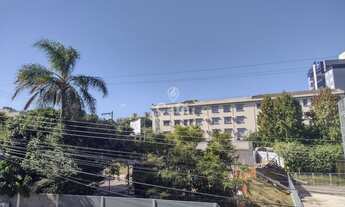 Imagem 7: Apartamento De 2 Dormitórios, Sala de Estar, Banheiro Social, Cozinha e Área de Serviço