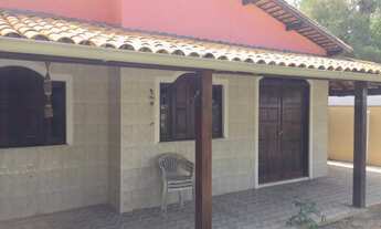 Imagem 2: Casa à venda com 3 quartos.<br>Localizado a 50 metros da praia