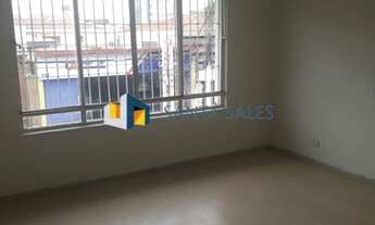 Imagem: Apartamento em sobre loja