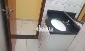 Imagem 4: Apartamento com 2 dormitórios à venda, 81 m² por R$ 320.000,00 - Saraiva - Uberlândia/MG