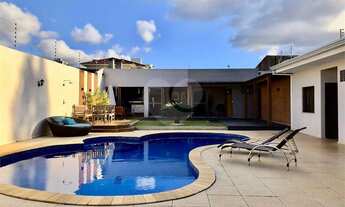 Imagem: Casa mobiliada com piscina à venda no Cancelli