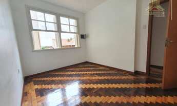 Imagem 5: Vendo apartamento de três dormitórios, em frente ao Quartel da Brigada Militar, no Centro