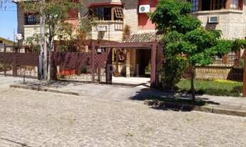 Imagem 2: Porto Alegre - Casa Padrão - Guarujá