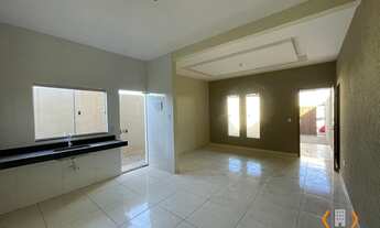 Imagem 3: Casa com 3 quartos a venda, 113m² por R$220mil, Residencial Ravena - Senador Canedo