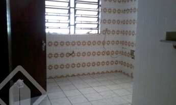 Imagem 2: PORTO ALEGRE - Casa Padrão - Cristal