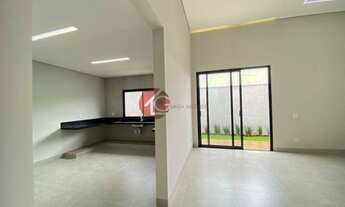 Imagem: Casa térrea no condomínio Golden Village