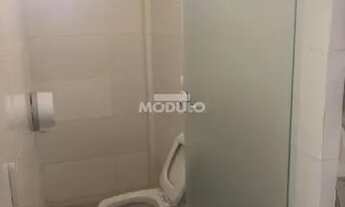 Imagem 2: Casa com apartamento e cômodo de comércio a venda no Bairro Roosevelt