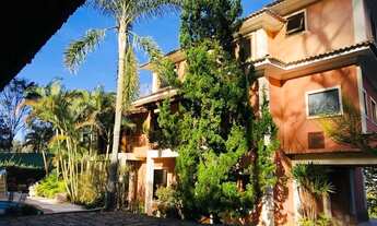 Imagem 4: Casa espetacular a venda dentro do melhor condomínio de Teresópolis