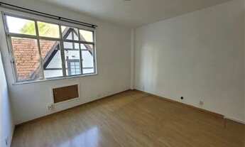 Imagem 7: Apartamento para aluguel tem 250 metros quadrados com 3 quartos em Urca - Rio de Janeiro