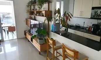 Imagem 5: Apartamento para aluguel possui 69 metros quadrados com 2 quartos em Vila Anastácio - São